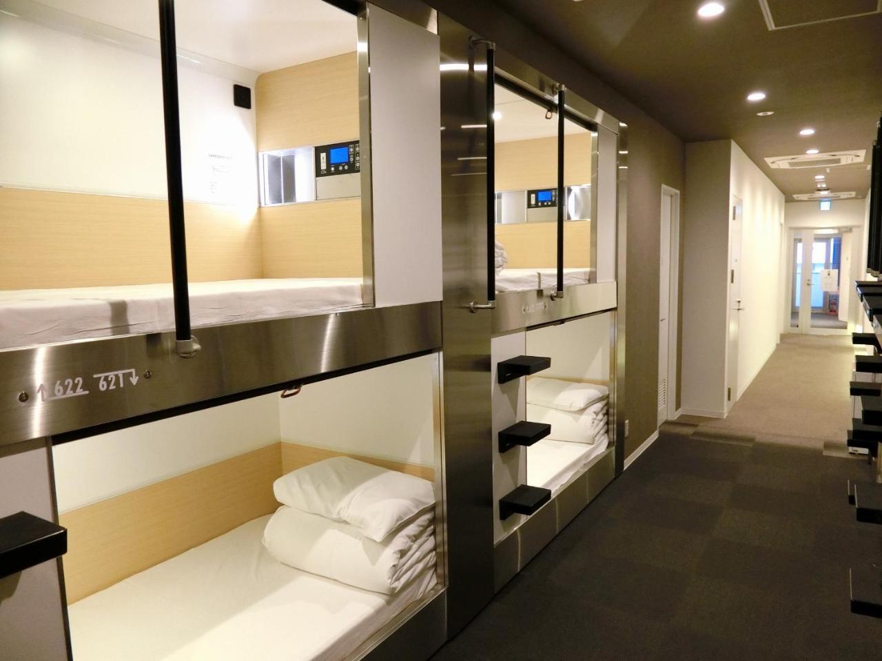Capsule Hotel Valie Ebisucho Осака Екстериор снимка