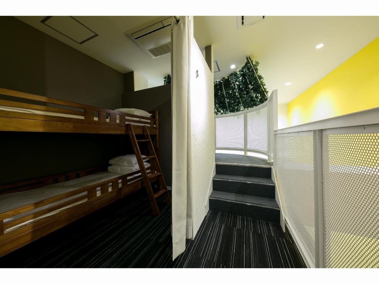 Capsule Hotel Valie Ebisucho Осака Екстериор снимка